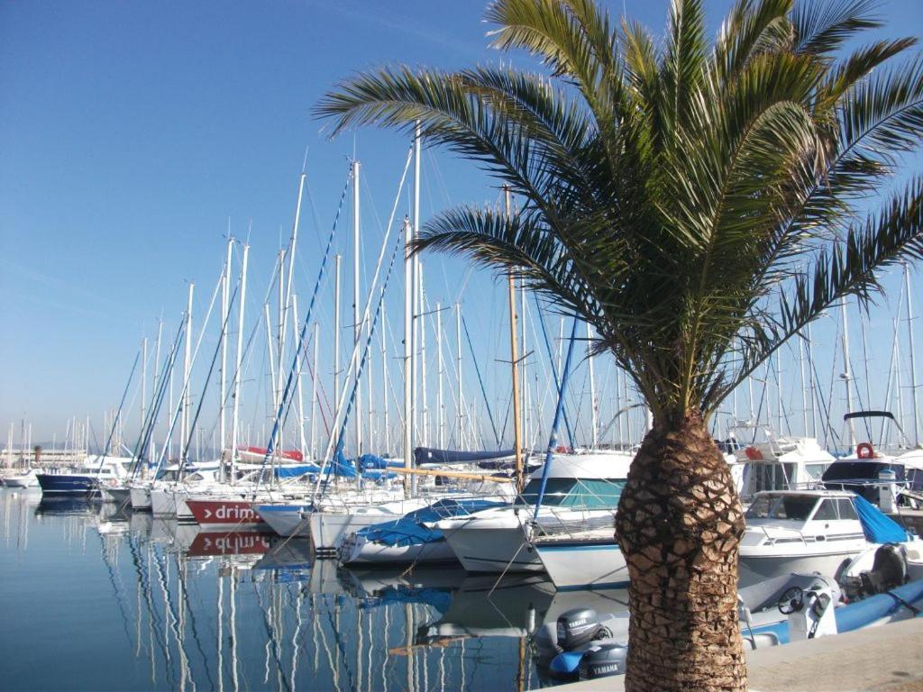 Port De Hyeres L'Etoile Marine Lägenhet Exteriör bild